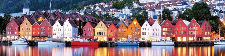 village waterfront in Iceland