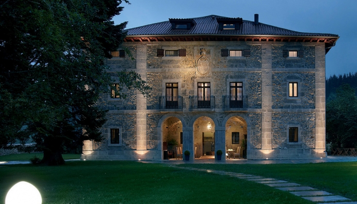 Iriarte Jauregia Hotel exterior