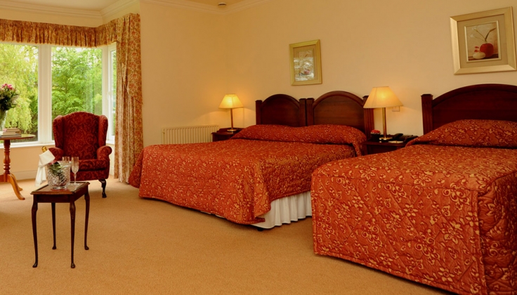 Loch Lein Country House bedroom