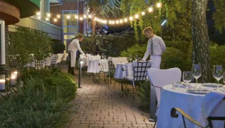 Mamaison Andrassy Hotel exterior dining area