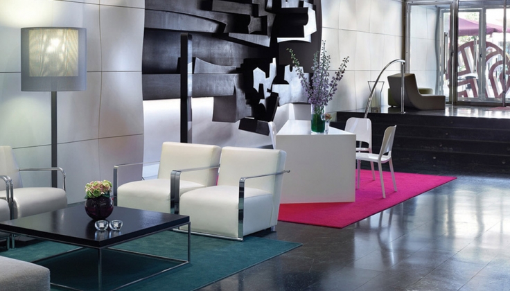 Villa de Bilbao lobby