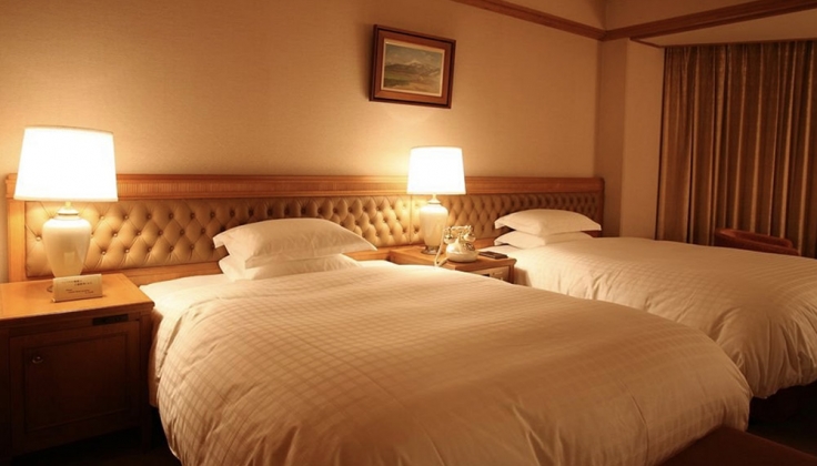 Nara Hotel bedroom