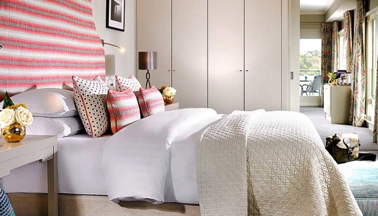 The Trident Hotel bedroom