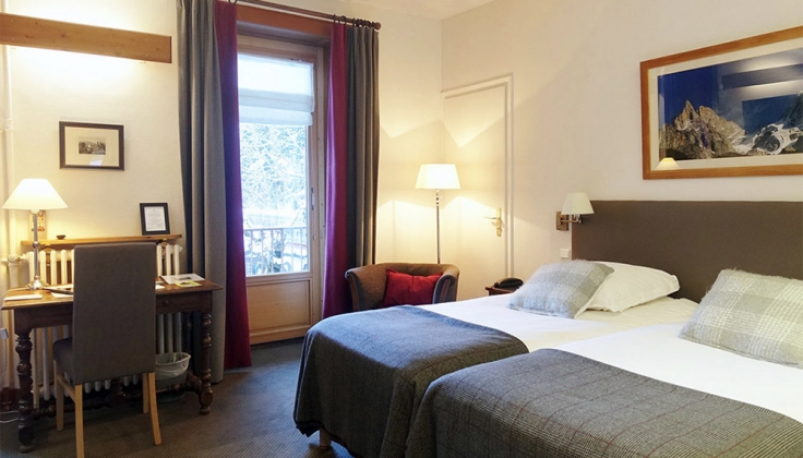 hotel de la couronne room