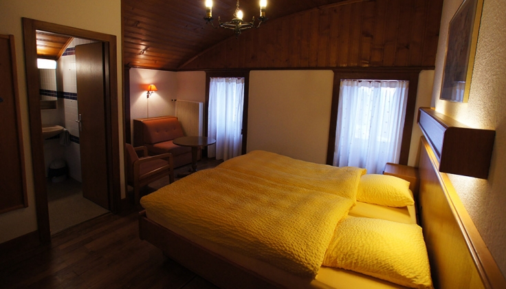 hotel du col de la forclaz room