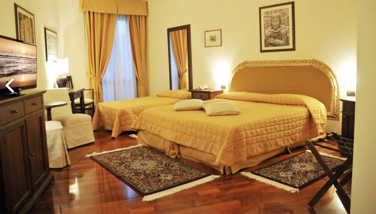 hotel la bastiglia room