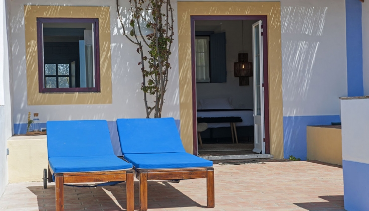 outdoor patio with lounge chairs