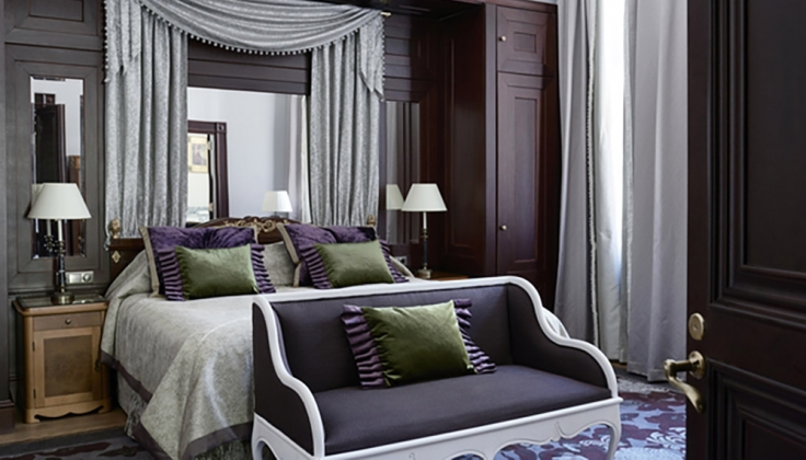 hotel kamp bedroom