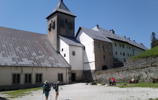 Spain: Classic Camino de Santiago