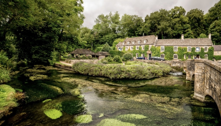 The_Swan_Hotel_Bibury_exterior