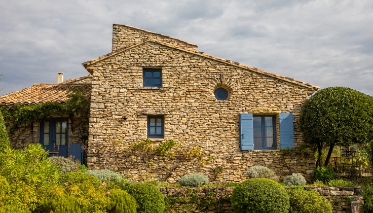 Le-Mas-de-la-Beaume-exterior.jpg, FR-SGPROVENCE