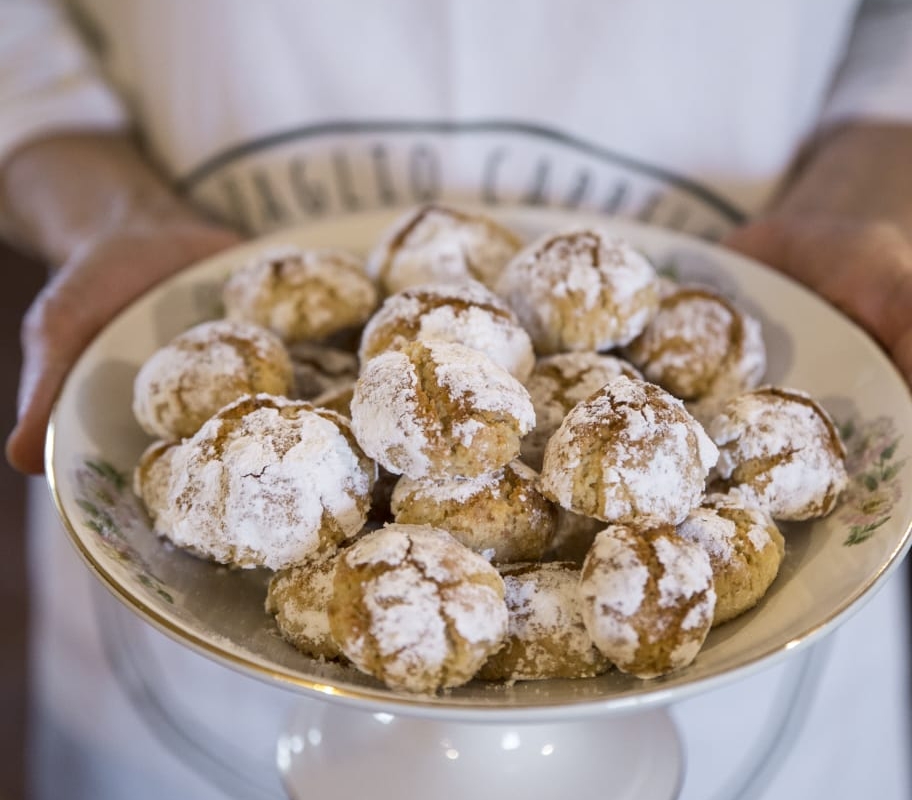 Iconic Desserts Worth Traveling For Country Walkers